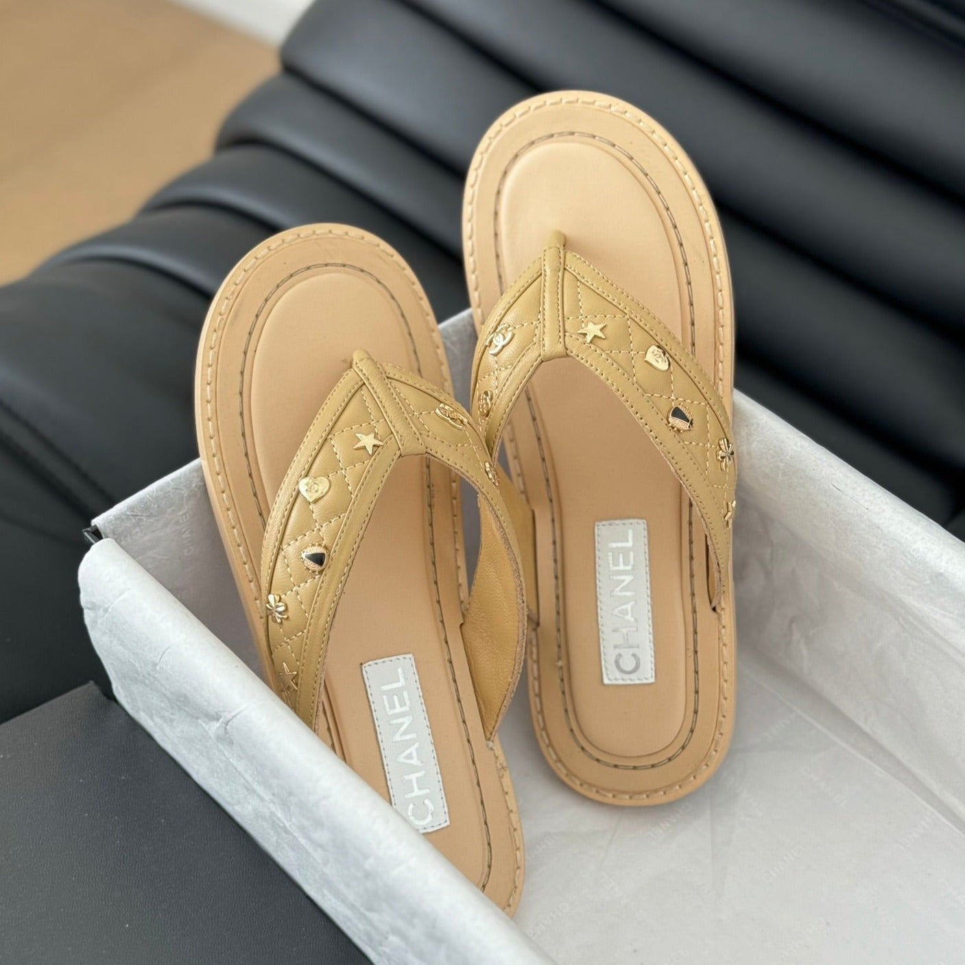 Double C Thong Sandals Lambskin Tan Brown
