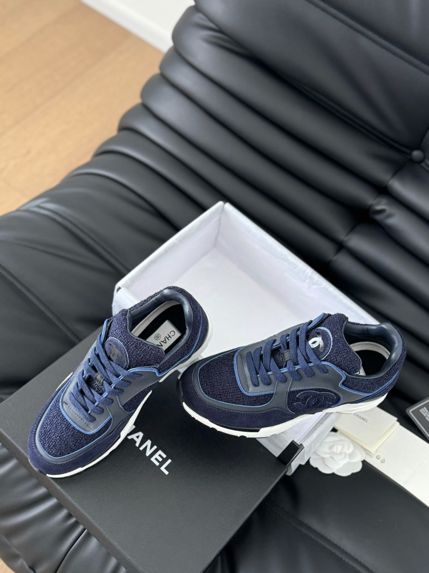 cc sneaker dark blue tweed suede
