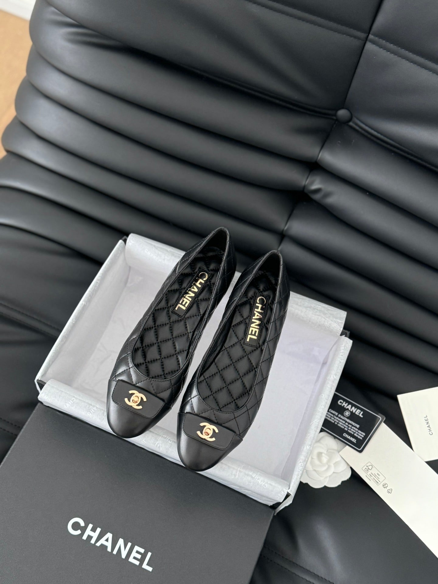 cc classic ballet flat black quilted calfskin