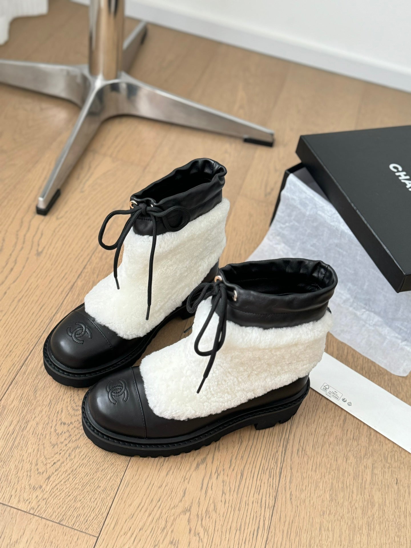 CC Ankle Boots Black Mix White Calfskin And Fleece