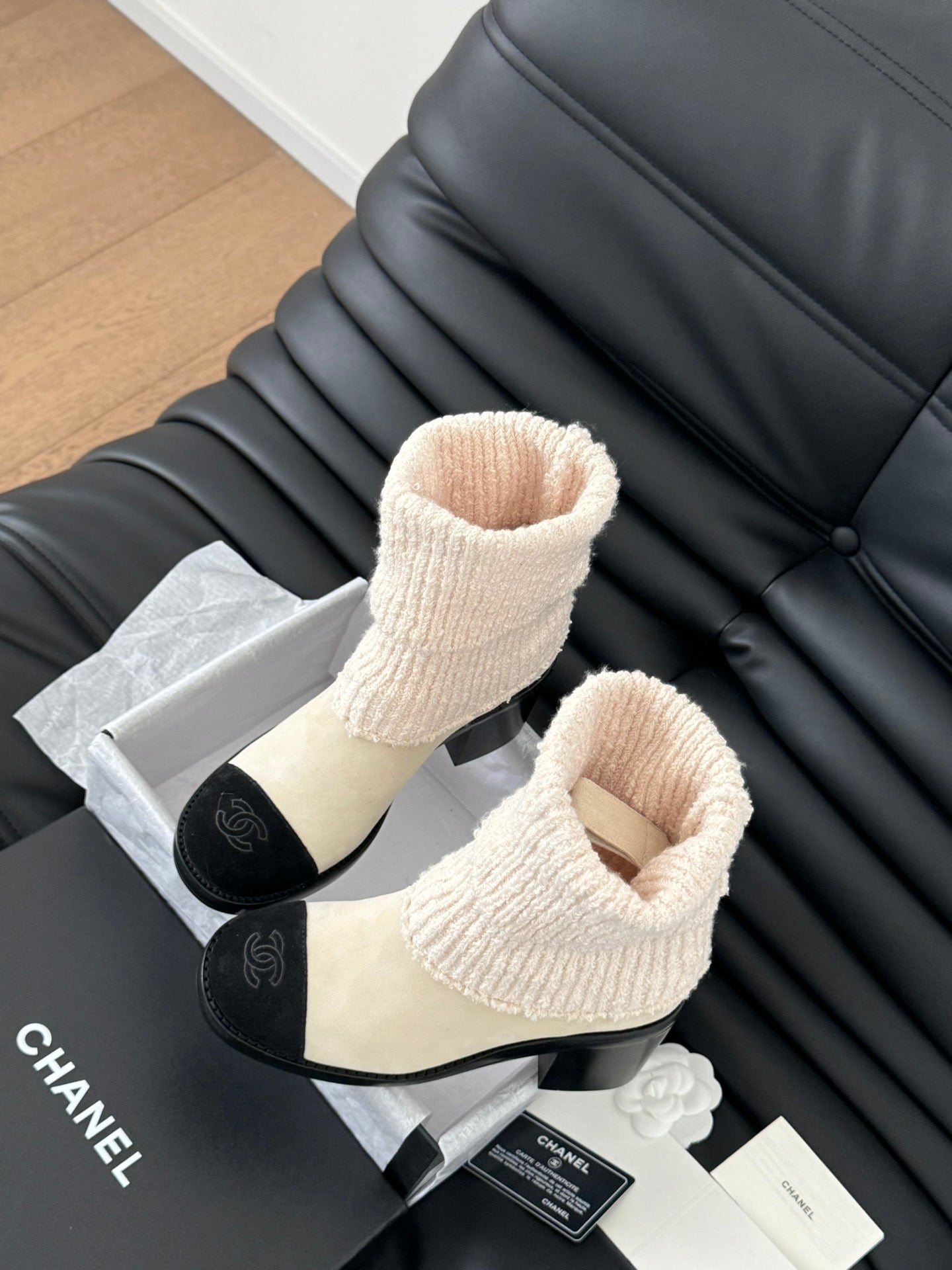 CC 25 new sock boots white black knit wool suede  458777