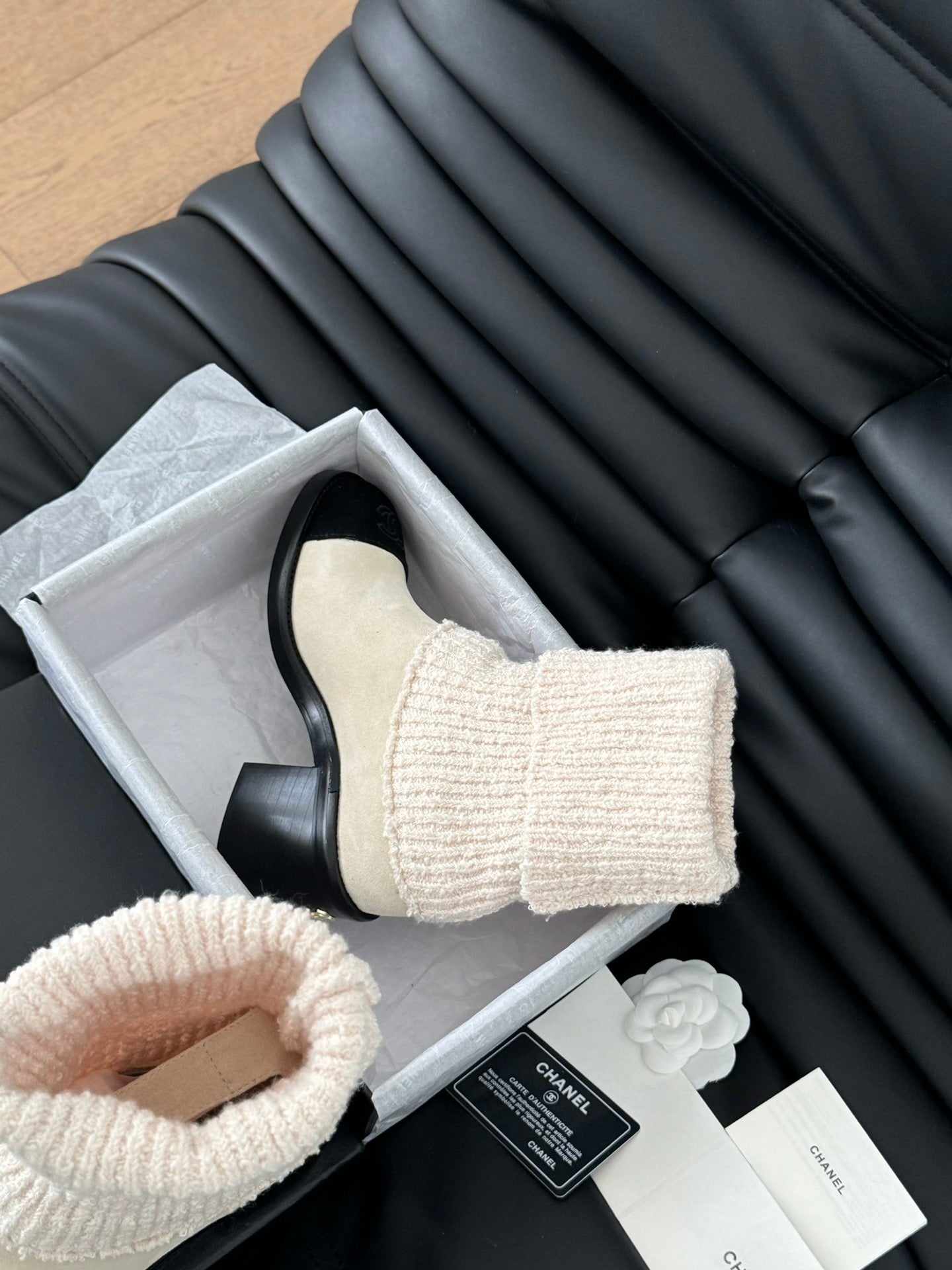 CC 25 new sock boots white black knit wool suede  458777