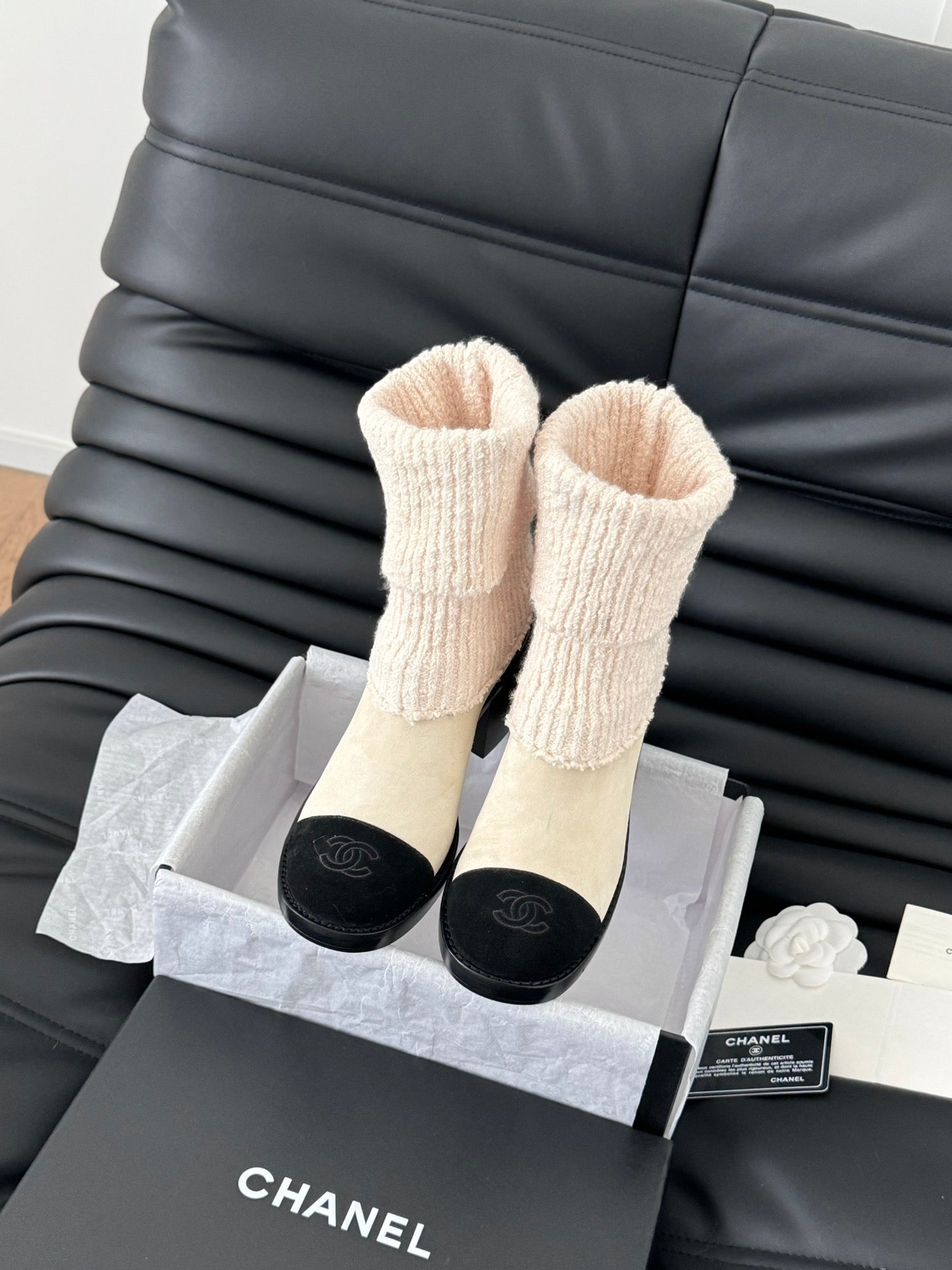 CC 25 new sock boots white black knit wool suede  458777