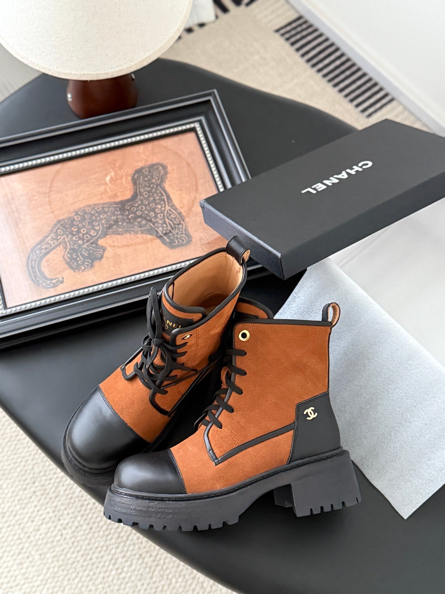 CC 25 ankle boots burnt orange black suede sheepskin 458766