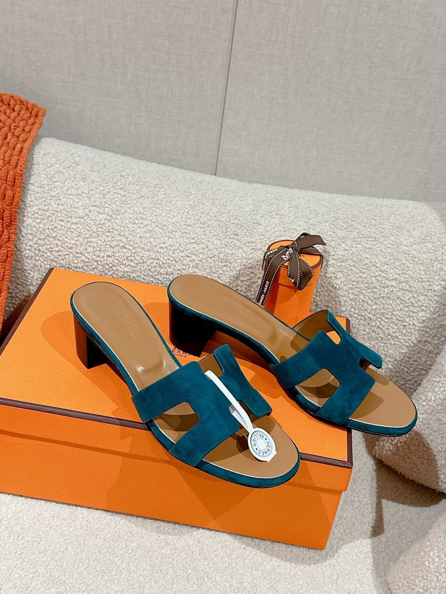 HM Oasis Sandals Teal Calfskin 312714