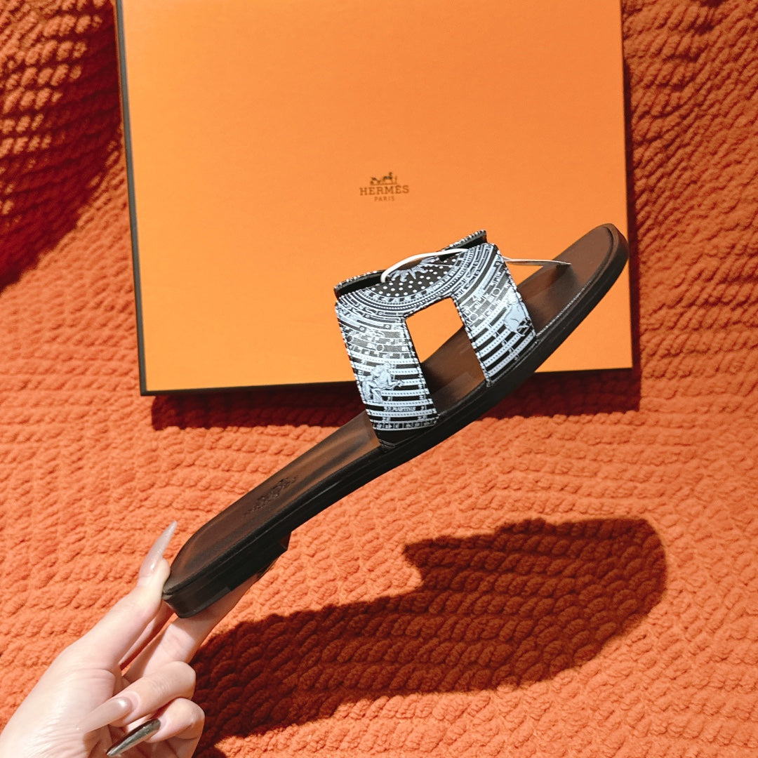 HM 3D Oran Sandals Black Calfskin 243961