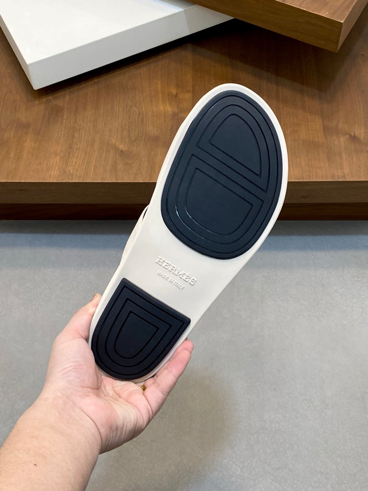 HM Men's Slide White Cowhide Leather 588995