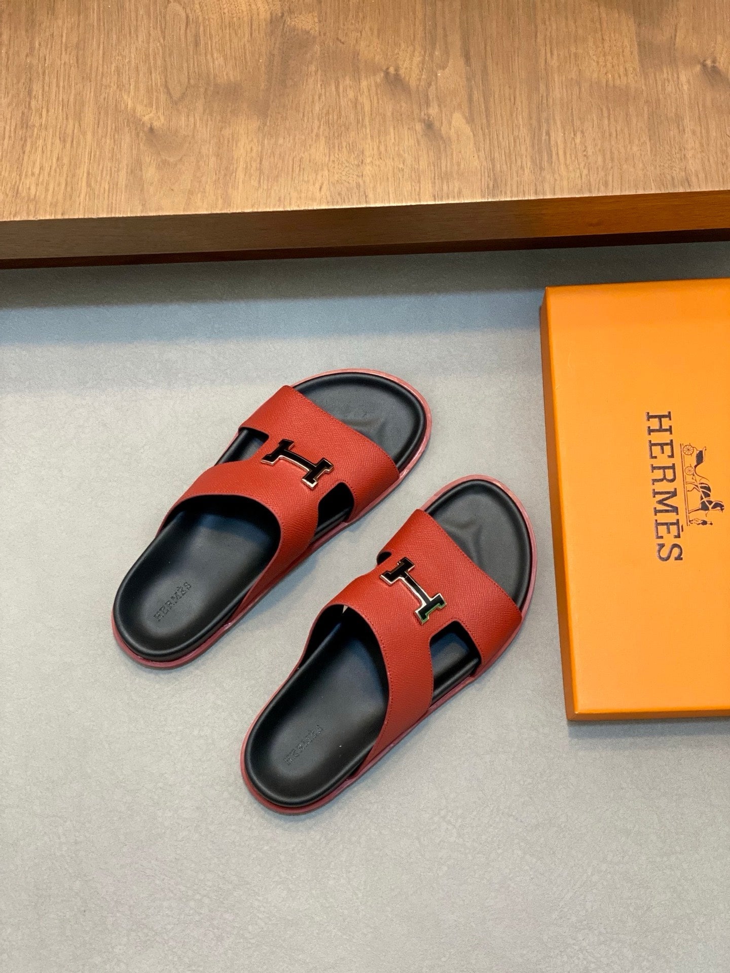 HM Men's Slide Red Cowhide Leather 588996