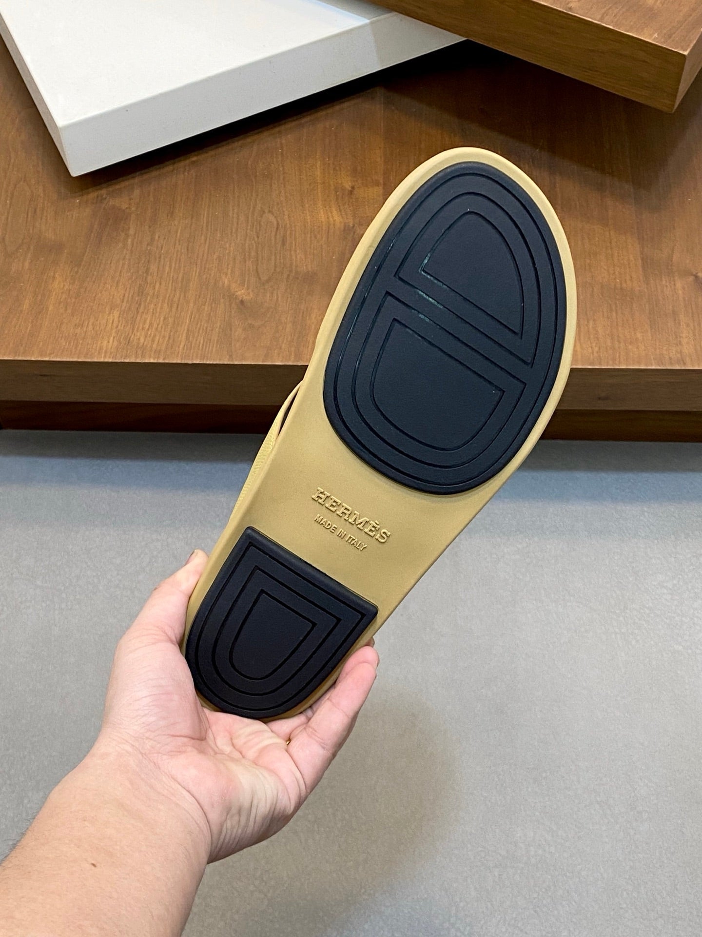 HM Men's Slide Yellow Cowhide Leather 588999