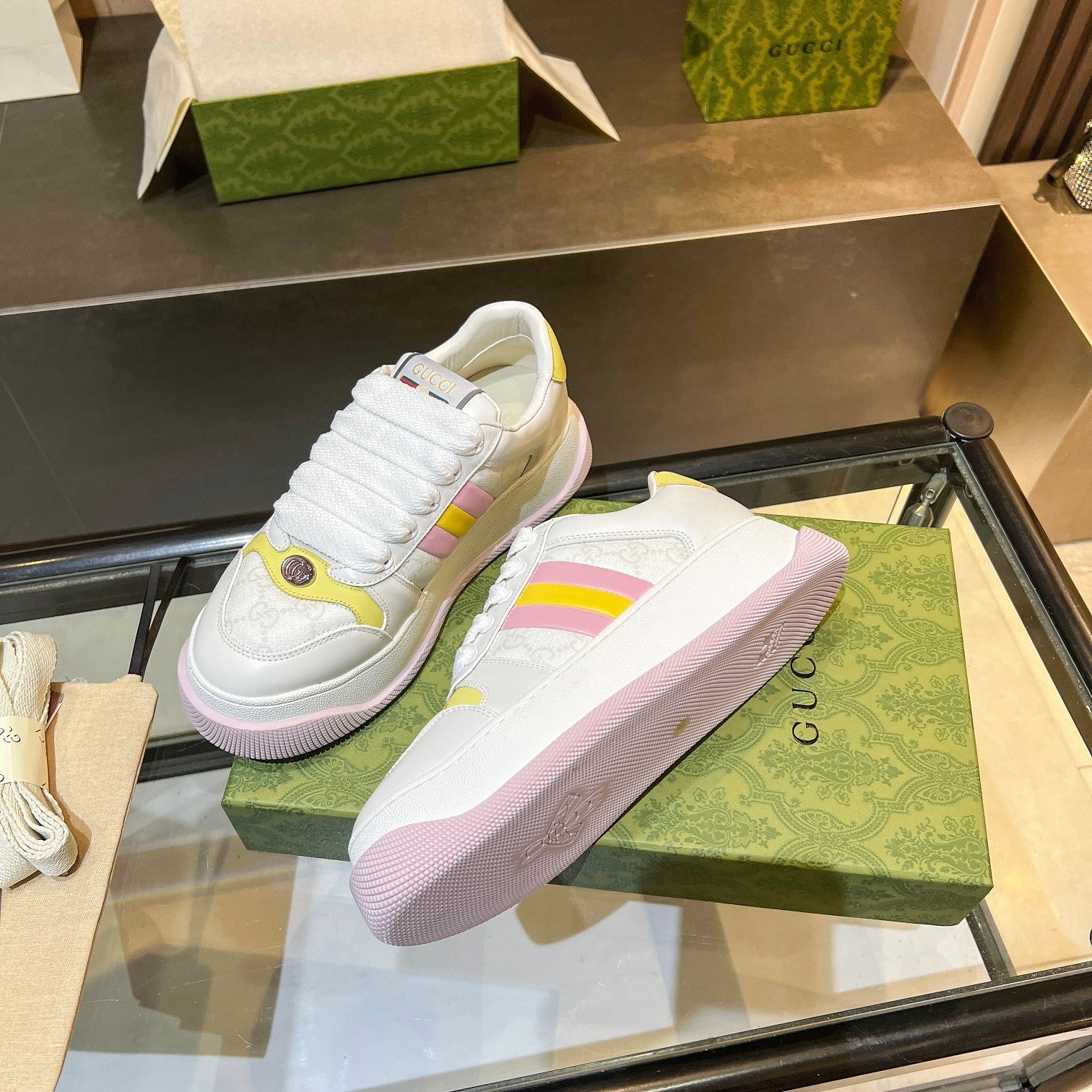 GG Men's Screener Sneaker White Canvas Sheepskin 523605