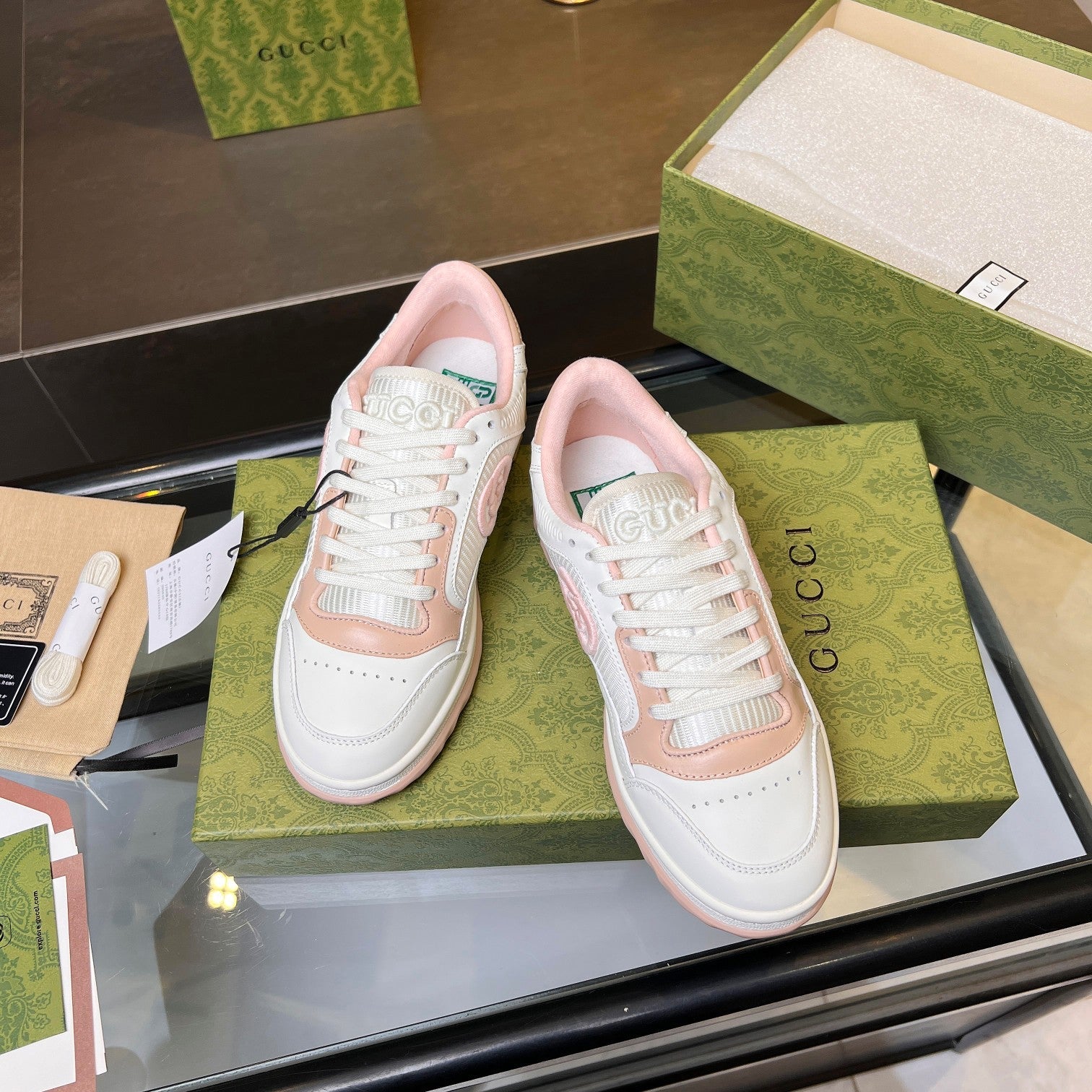 GG Men's MAC80 Sneaker White Pink Cowhide 523614