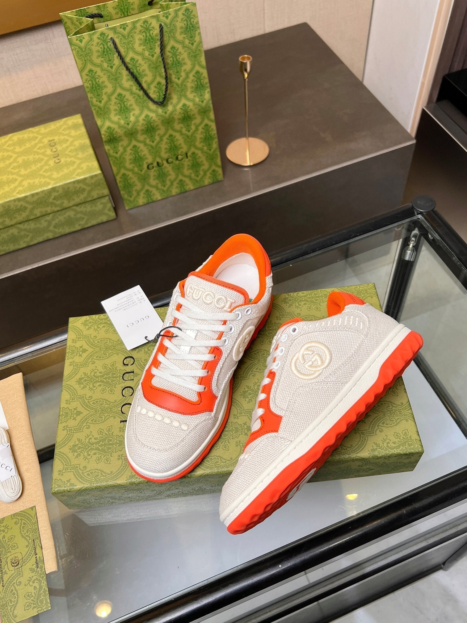 GG MAC80 TRAINER CREAMY WHITE AND ORANGE CALFSKIN