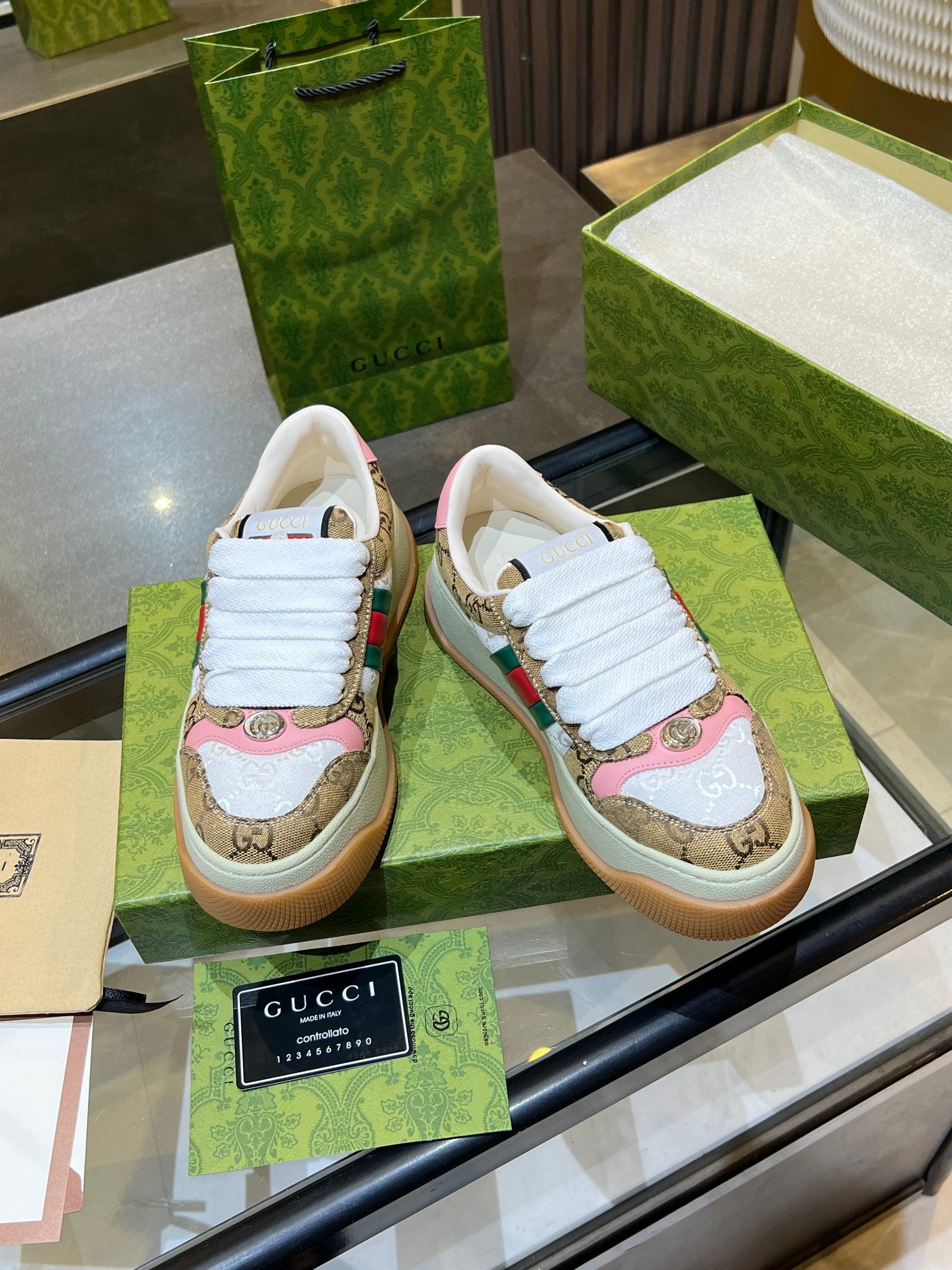 GG Men's Screener Sneaker Brown White Canvas Sheepskin 523601