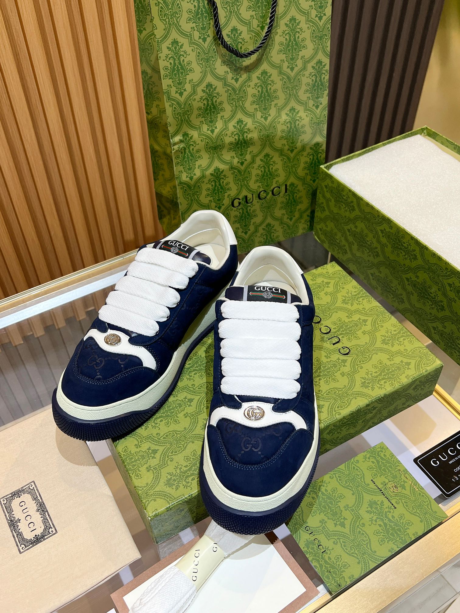 GG Men's Screener Sneaker Blue Canvas Sheepskin 523610