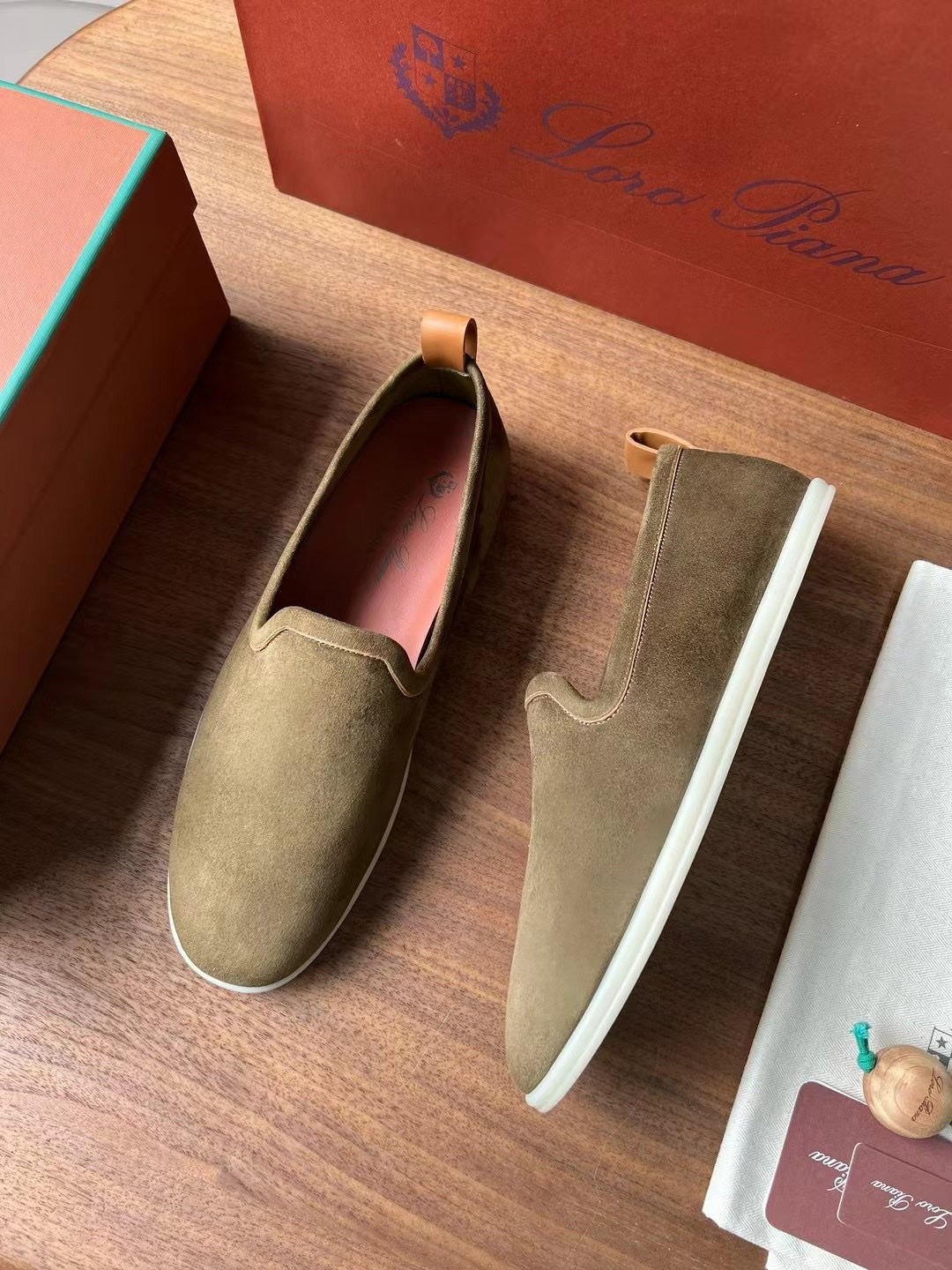 LP VENICE WALK LOAFERS MOSS SUEDE