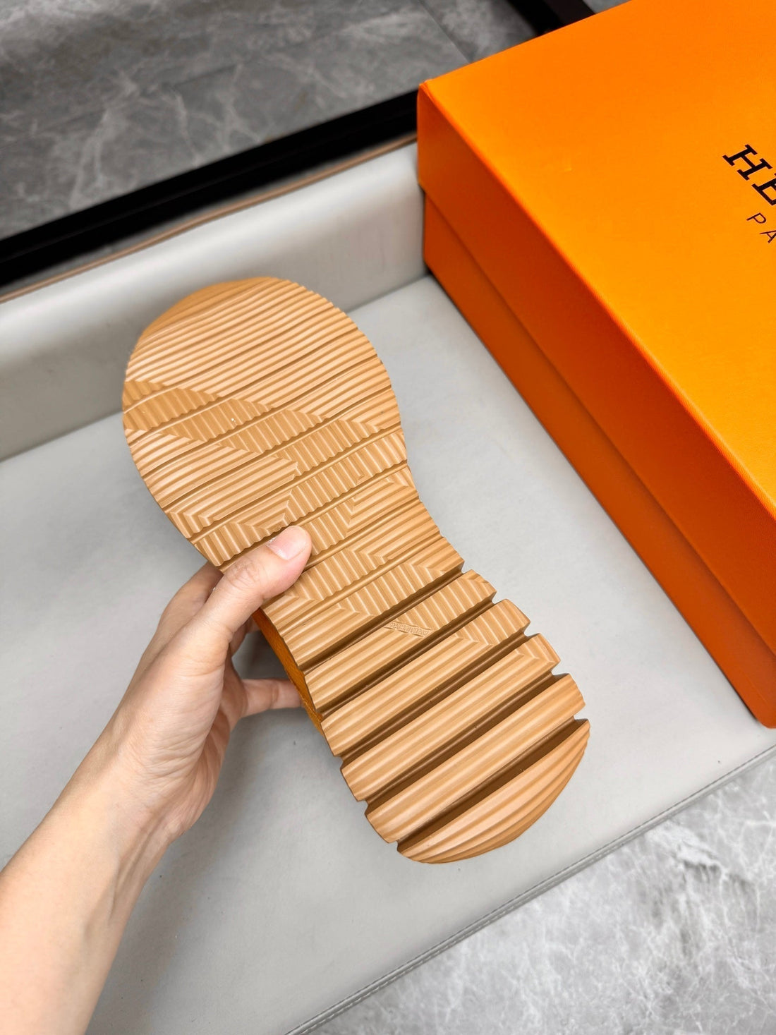 HM Men's Sneaker Yellow Calfskin Suede 602052