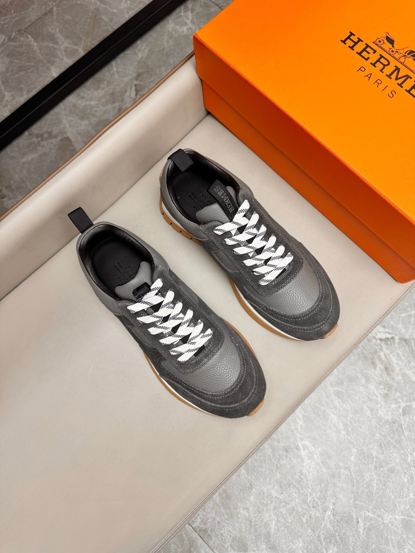 HM Men's Sneaker Grey Calfskin Suede 602060