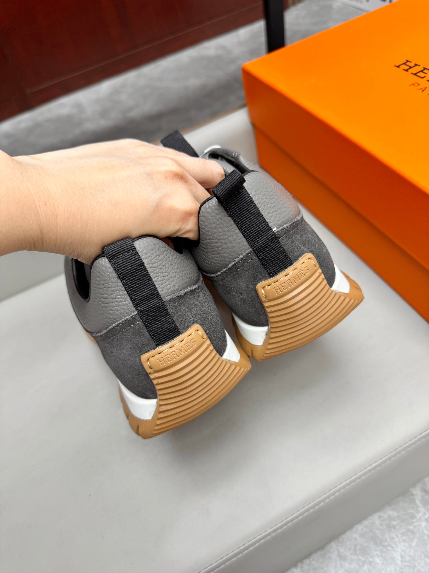 HM Men's Sneaker Grey Calfskin Suede 602060