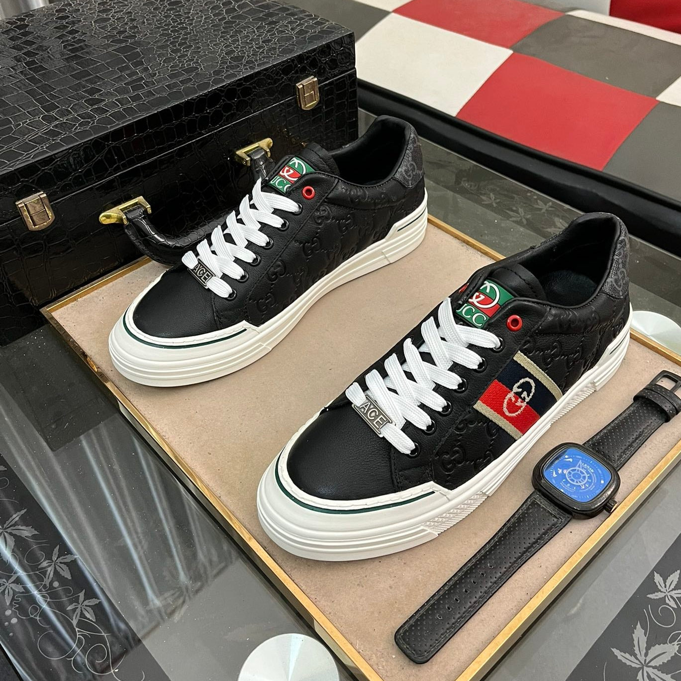 GG Men's ACE Sneaker Black Embossed Cowhide 543296