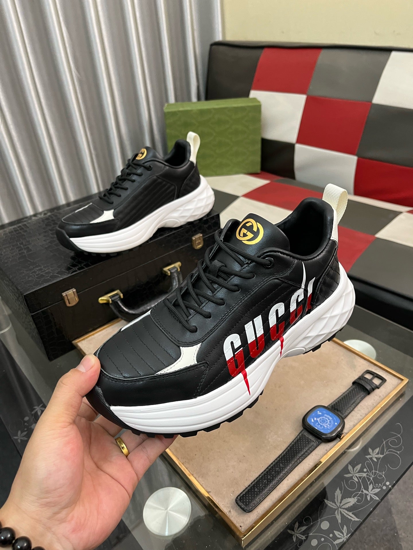 GG Men's Sneaker Black Cowhide 529928