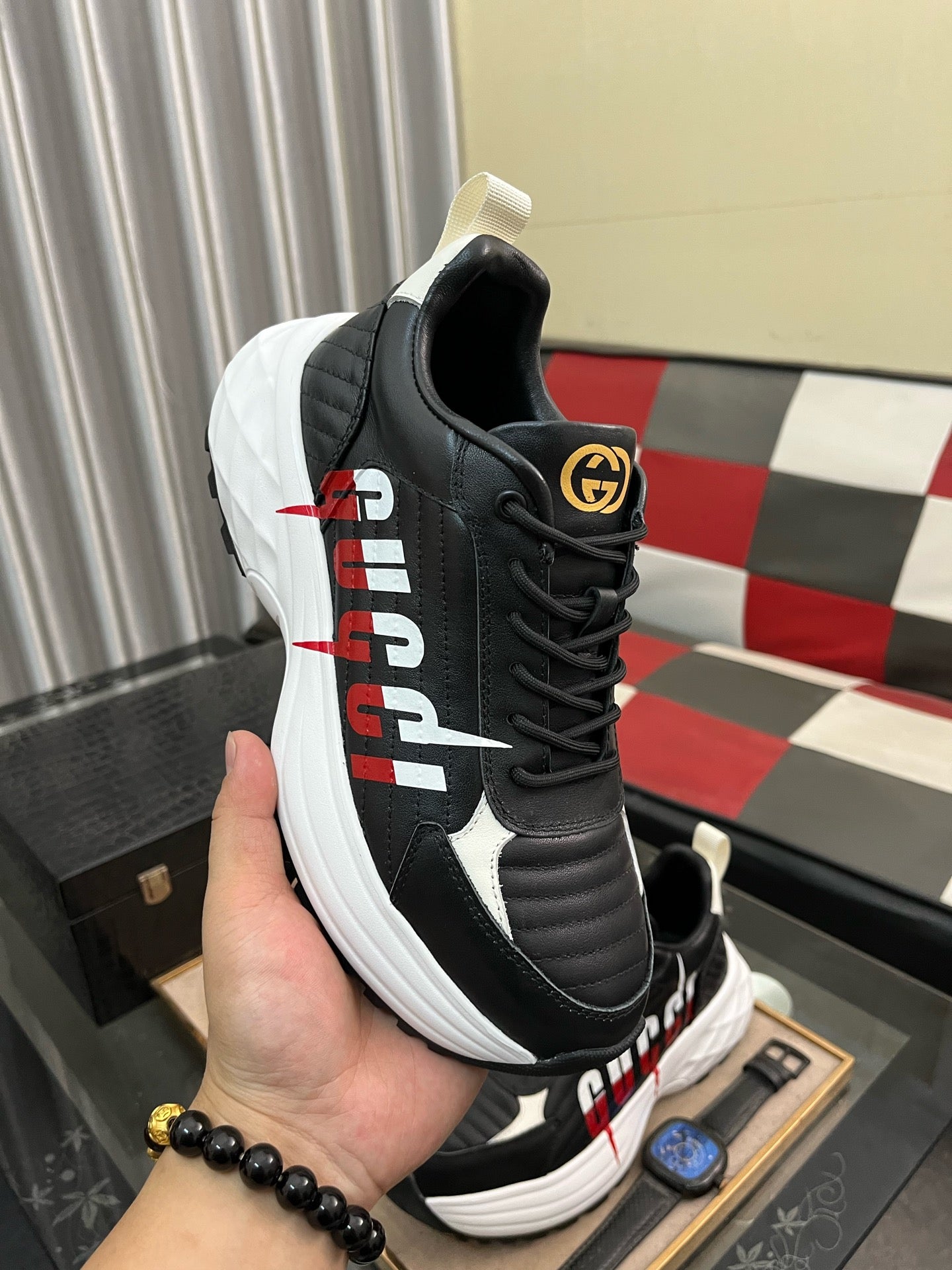 GG Men's Sneaker Black Cowhide 529928