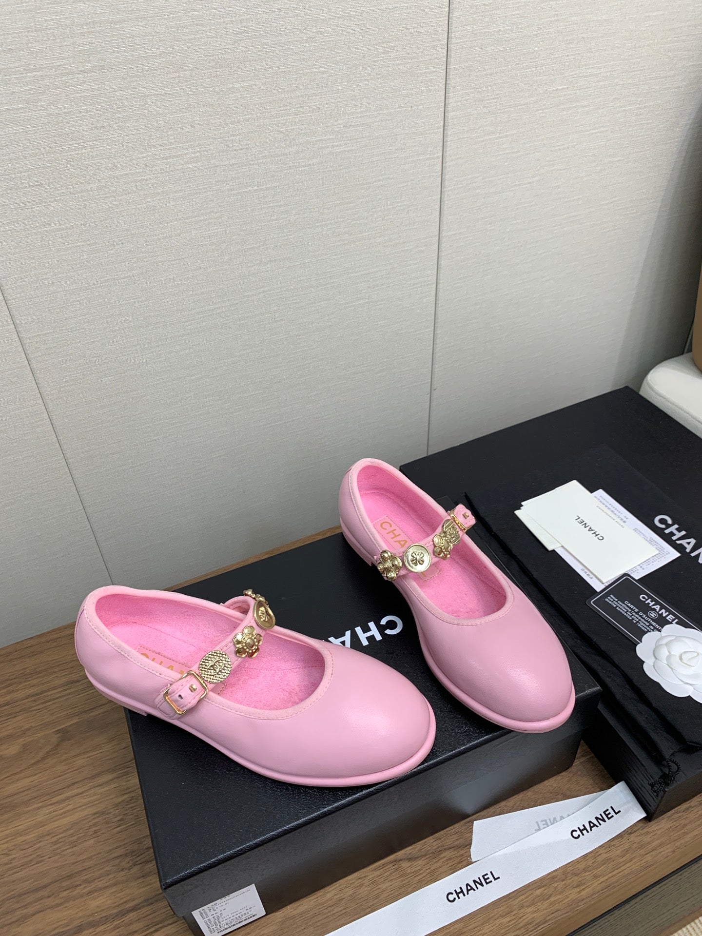 CC MARY JANES PINK CALFSKIN LIGHT GOLD METALIC