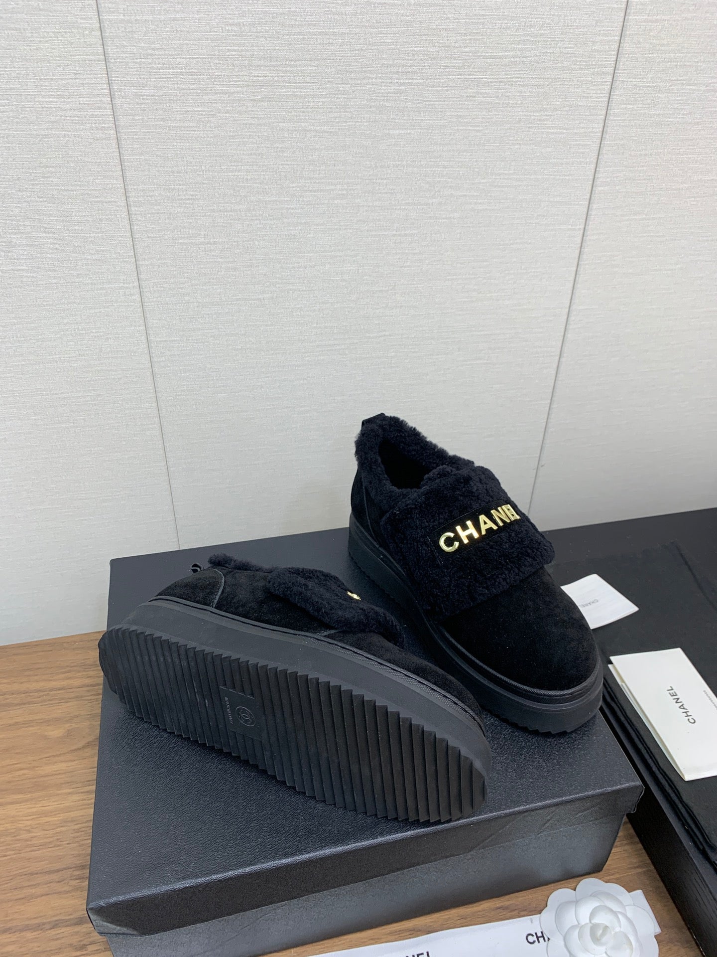 CC Ankle Boots Black Suede Wool