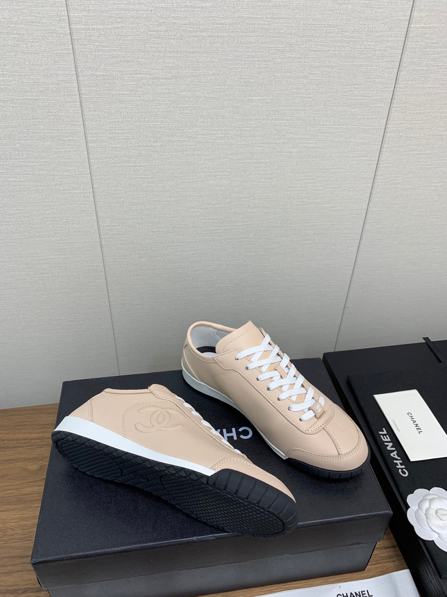 CC Sneaker 15mm Beige Lambskin