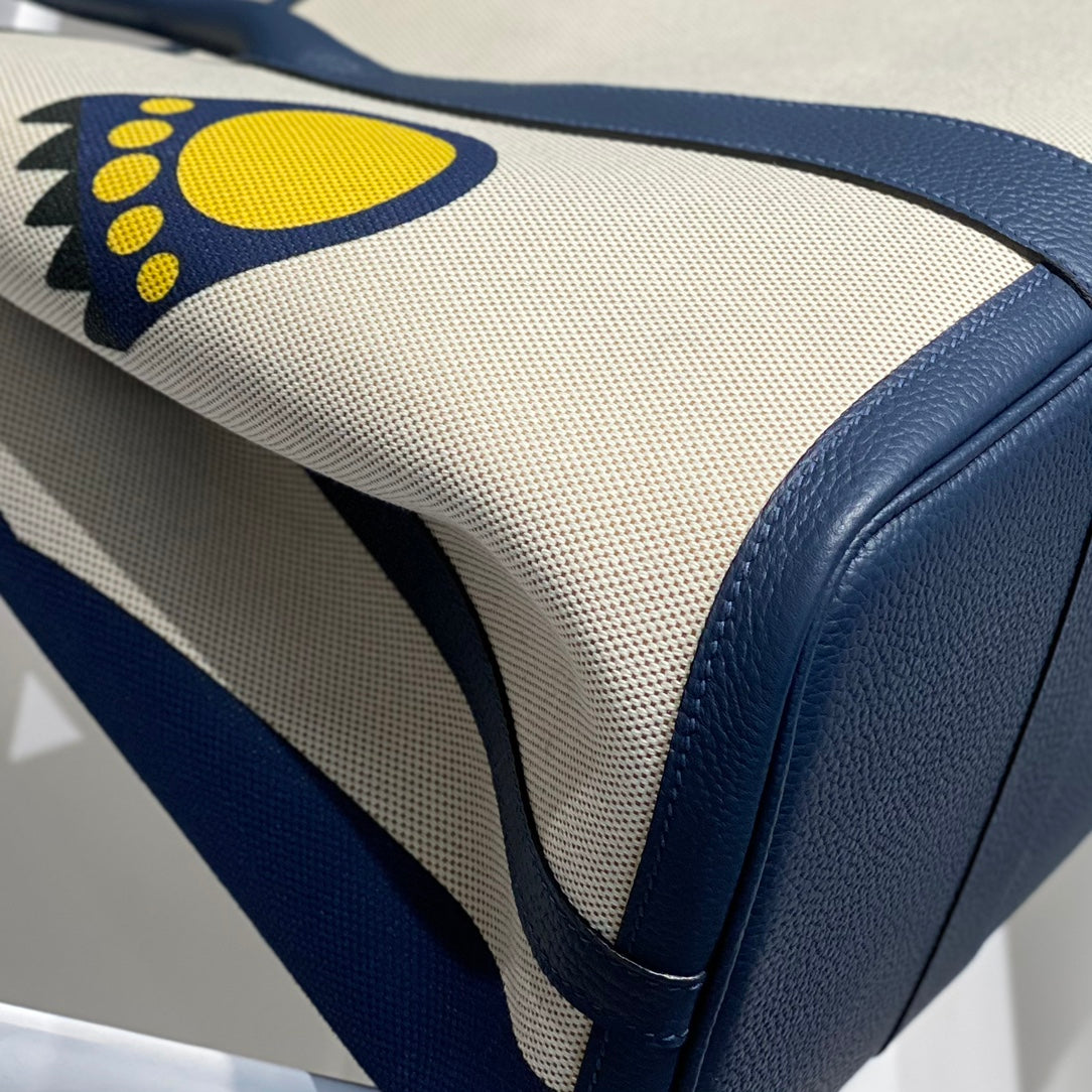 HM Garden Party 36 Beige mix Navy Blue Canvas and Negonda Calfskin 243391