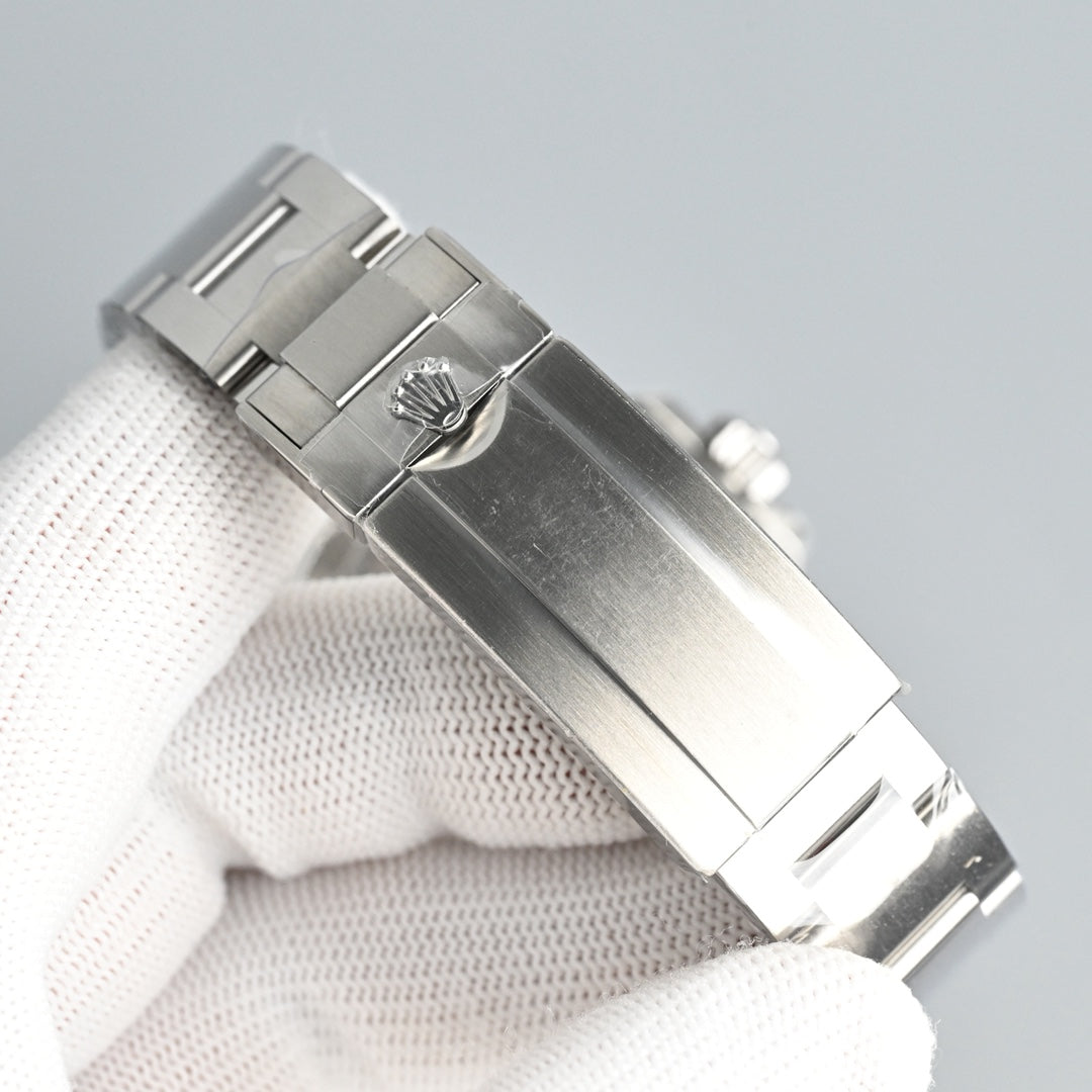 Rolex Submariner 41mm Silver Blue Black Dial