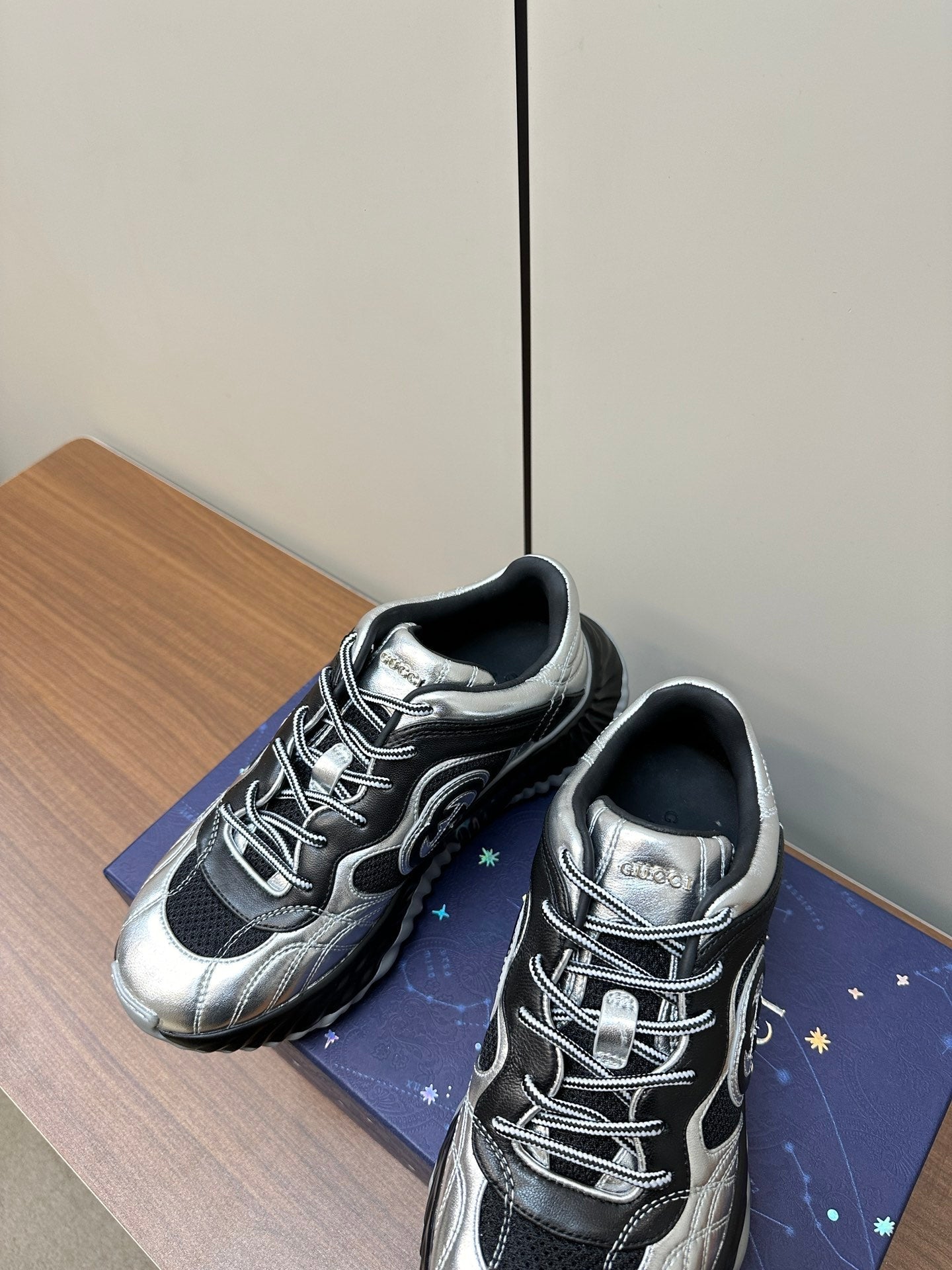 GG Ripple Leather Sneakers Black Silver