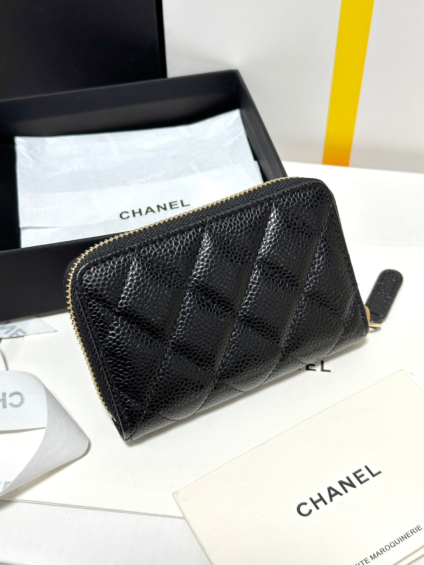 CC Classic Zipped Coin Purse Black  Quilted Caviar Gold Buckle 243691