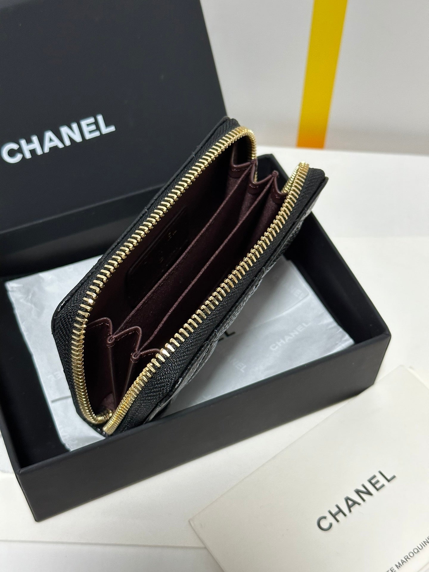 CC Classic Zipped Coin Purse Black  Quilted Caviar Gold Buckle 243691