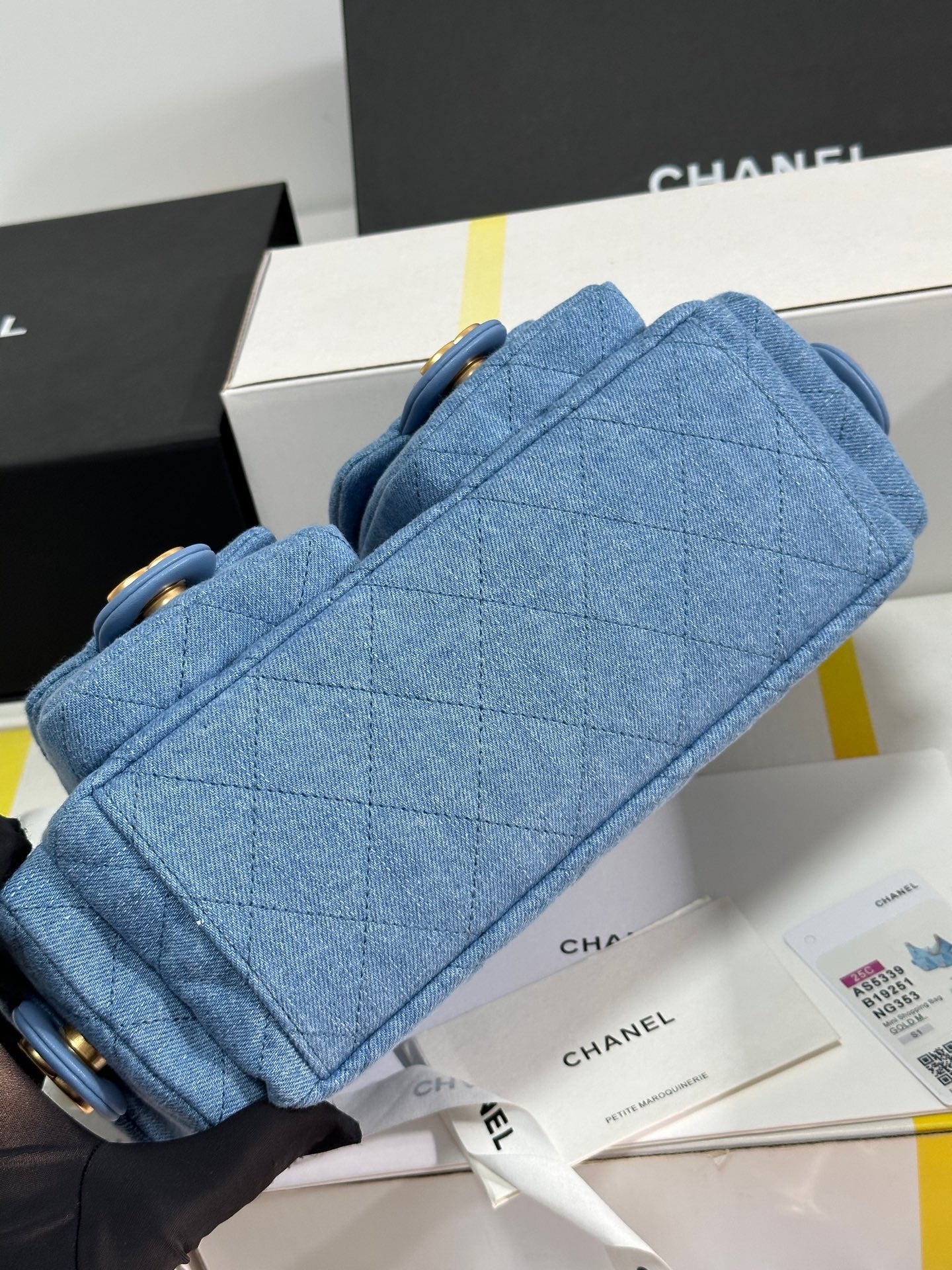 CC 25C Hobo 31cm Baby Blue Demin Gold Hardware 243565