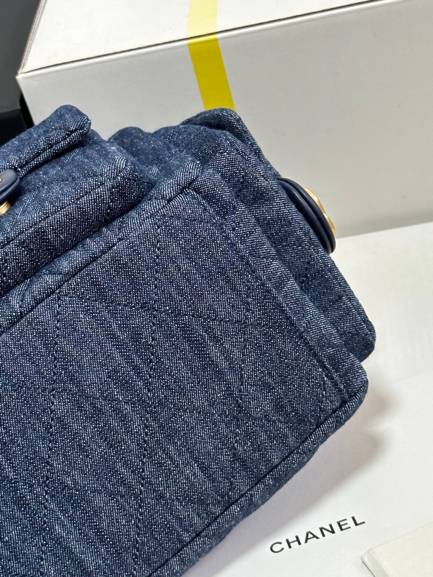 CC 25C Hobo 35cm Space Demin Gold Hardware 243577