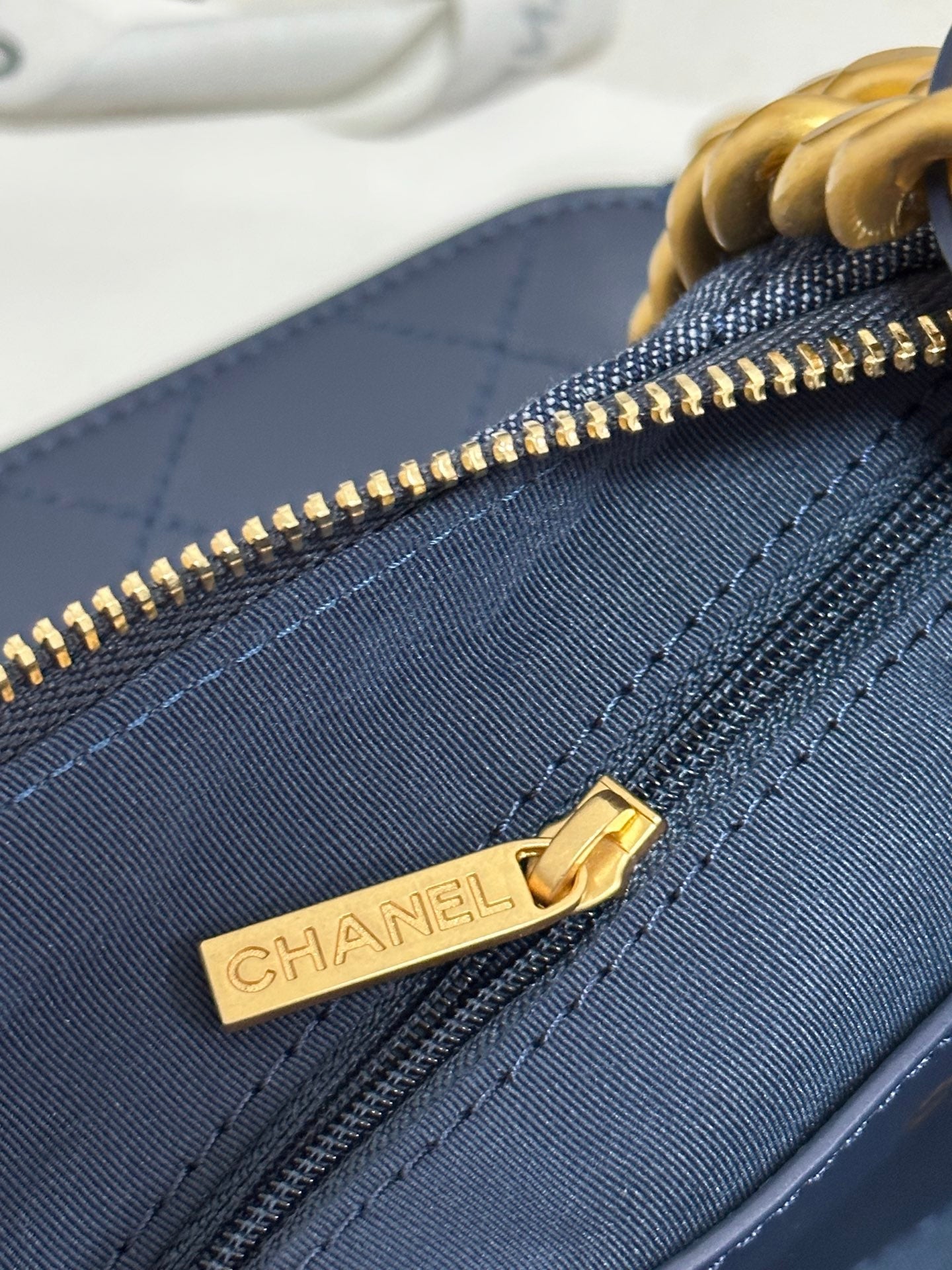 CC 25C Hobo 35cm Space Demin Gold Hardware 243577