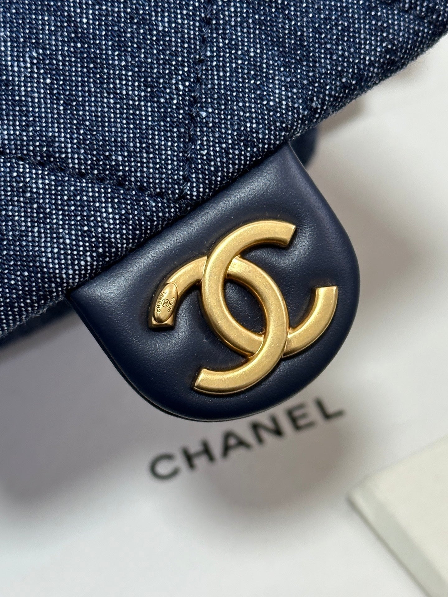 CC 25C Hobo 35cm Space Demin Gold Hardware 243577