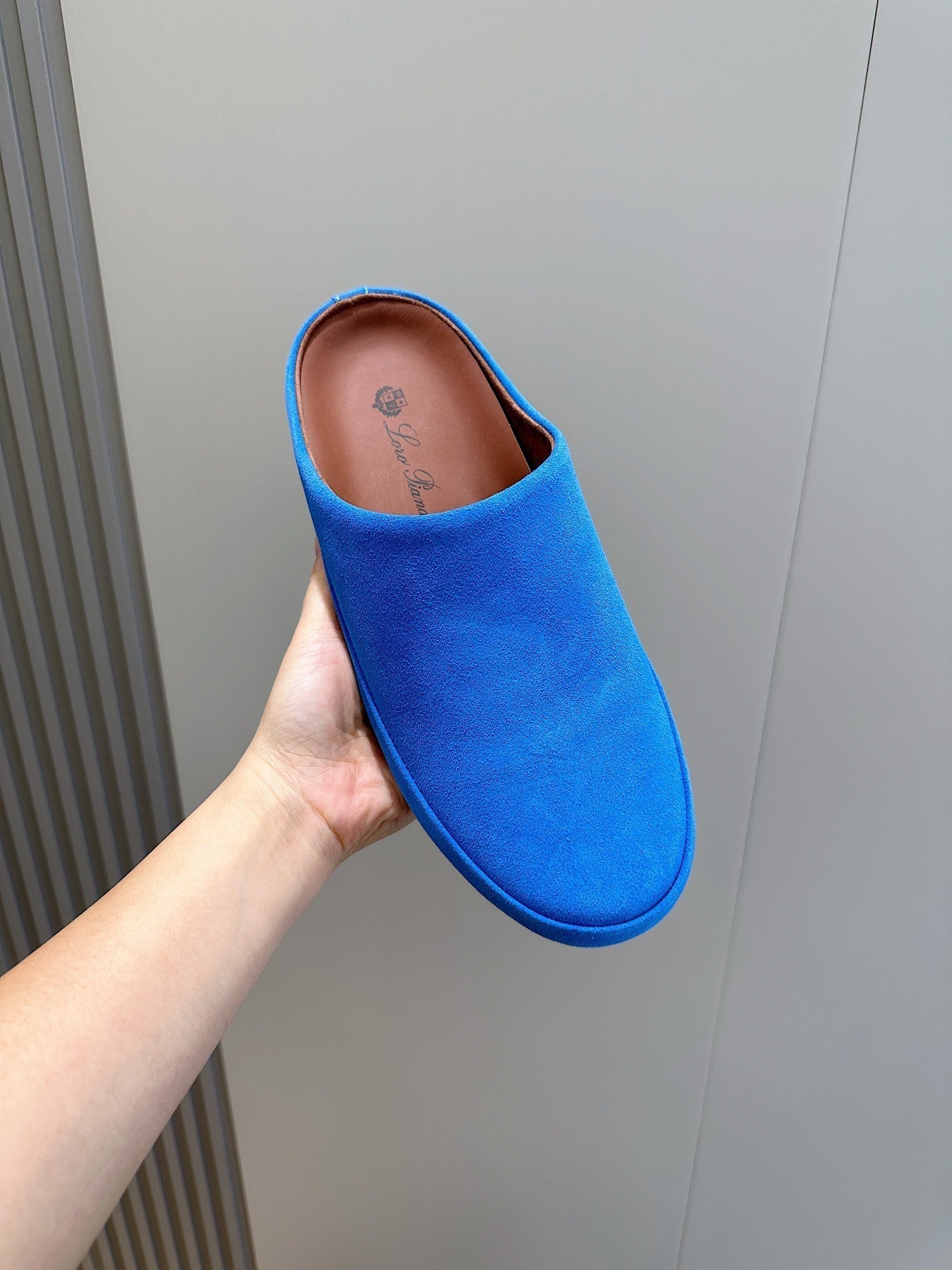 LP TOMORI SABOT MULES LAPIS SUEDE