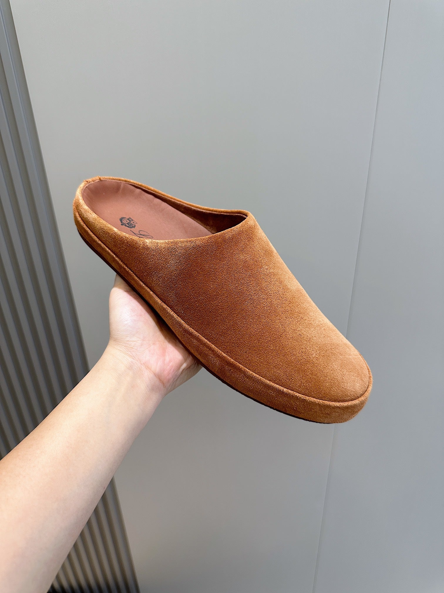 LP TOMORI SABOT MULES TAWNY SUEDE