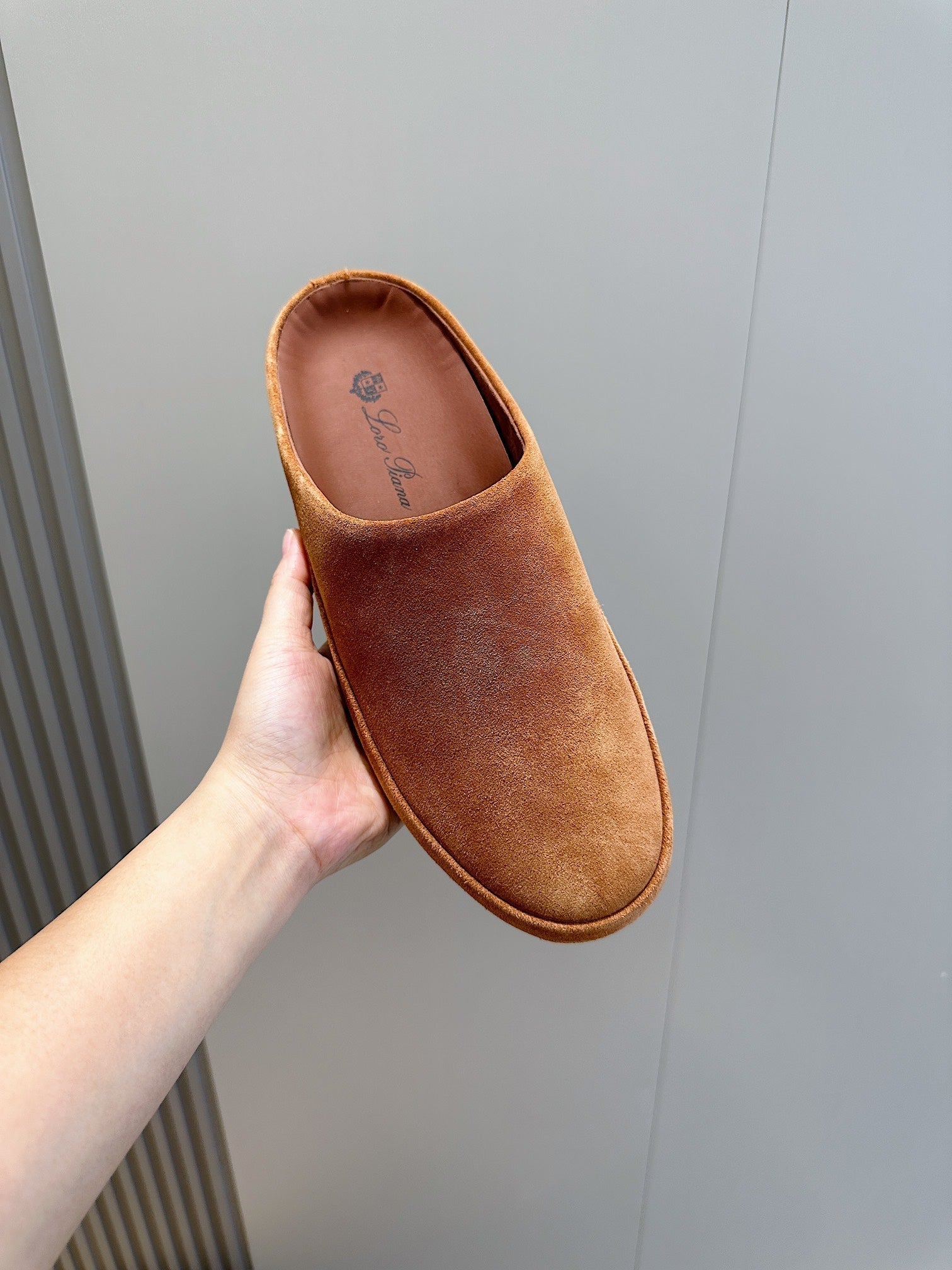 LP TOMORI SABOT MULES TAWNY SUEDE