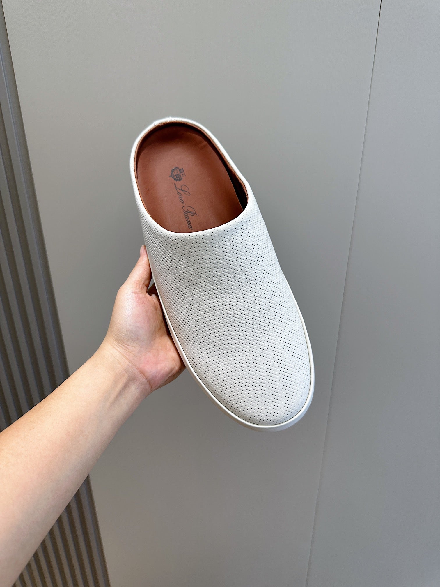 LP TOMORI SABOT MULES WHITE MESH CALFSKIN