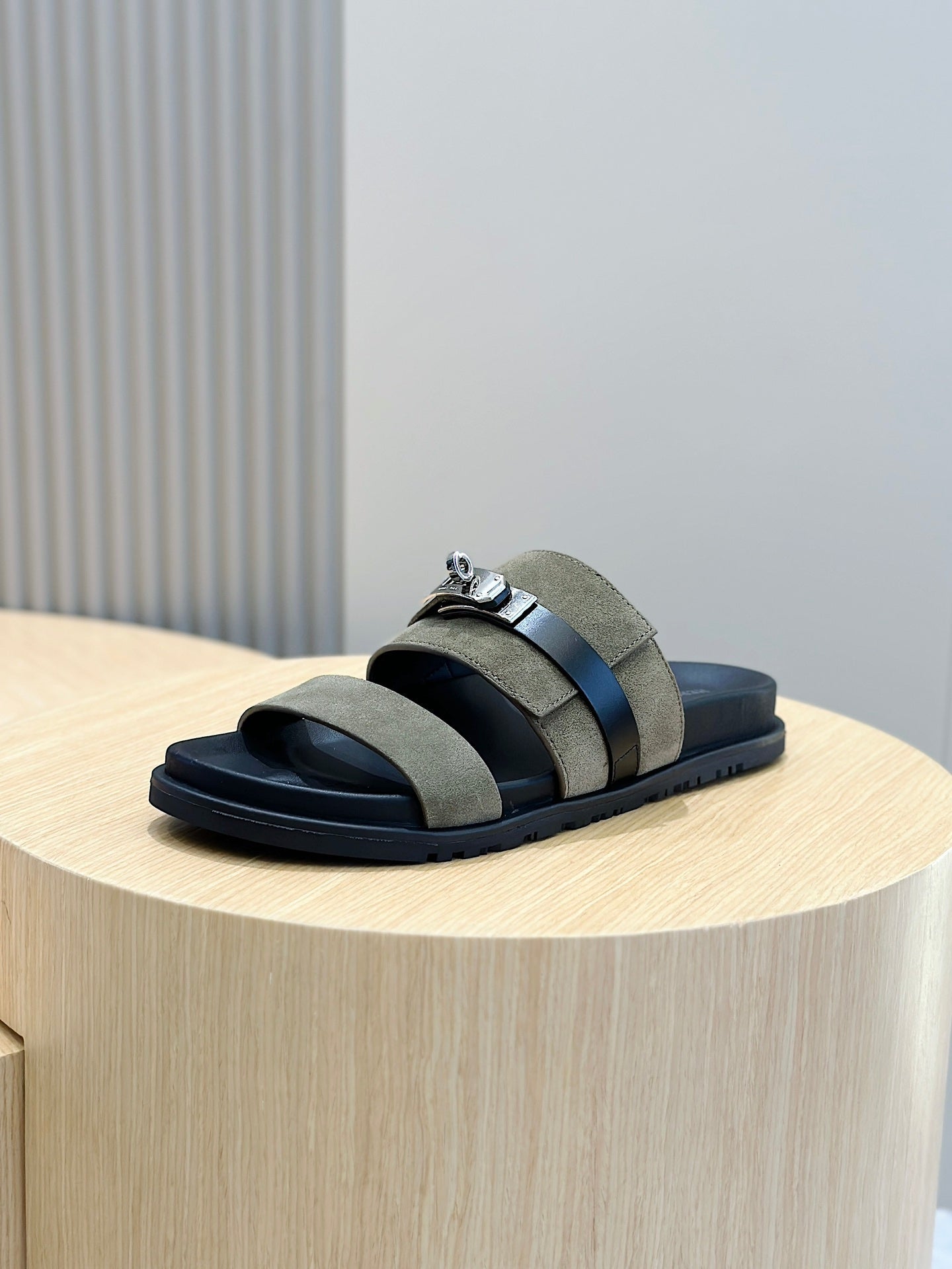 HM Men's Jackson Slide Moss Green Suede 547710