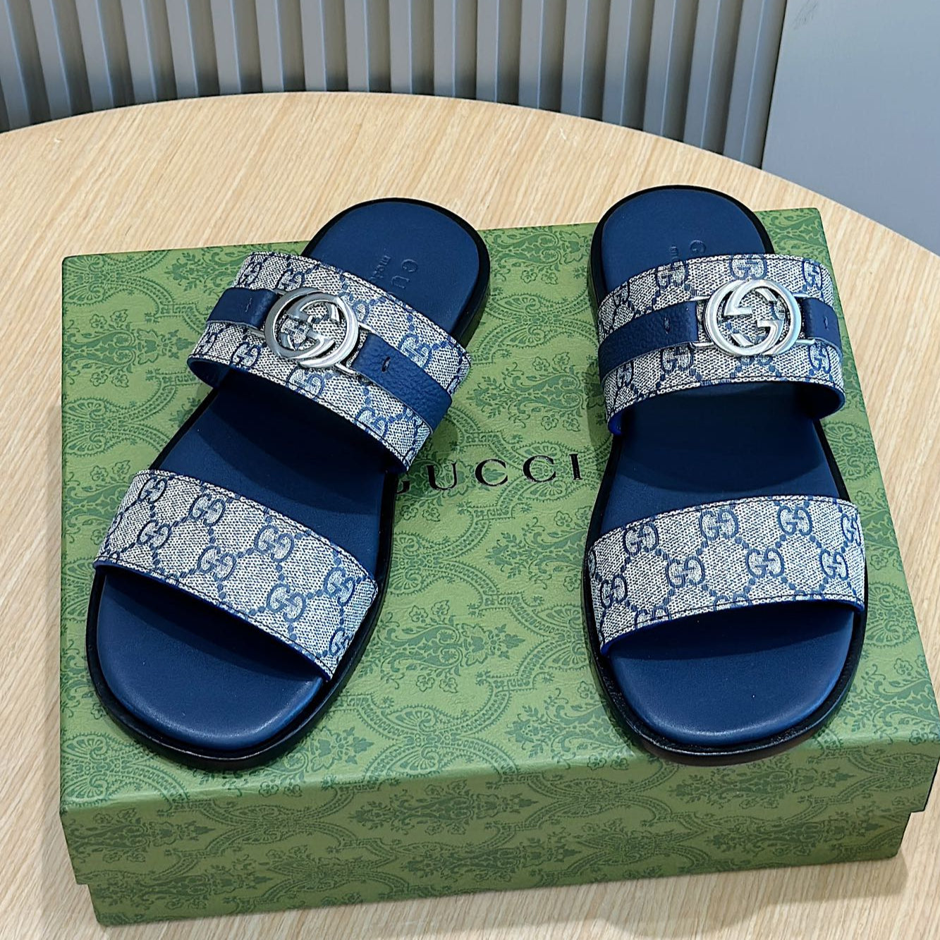 GG Men's Interlocking G Sandals Blue Cowhide 547647