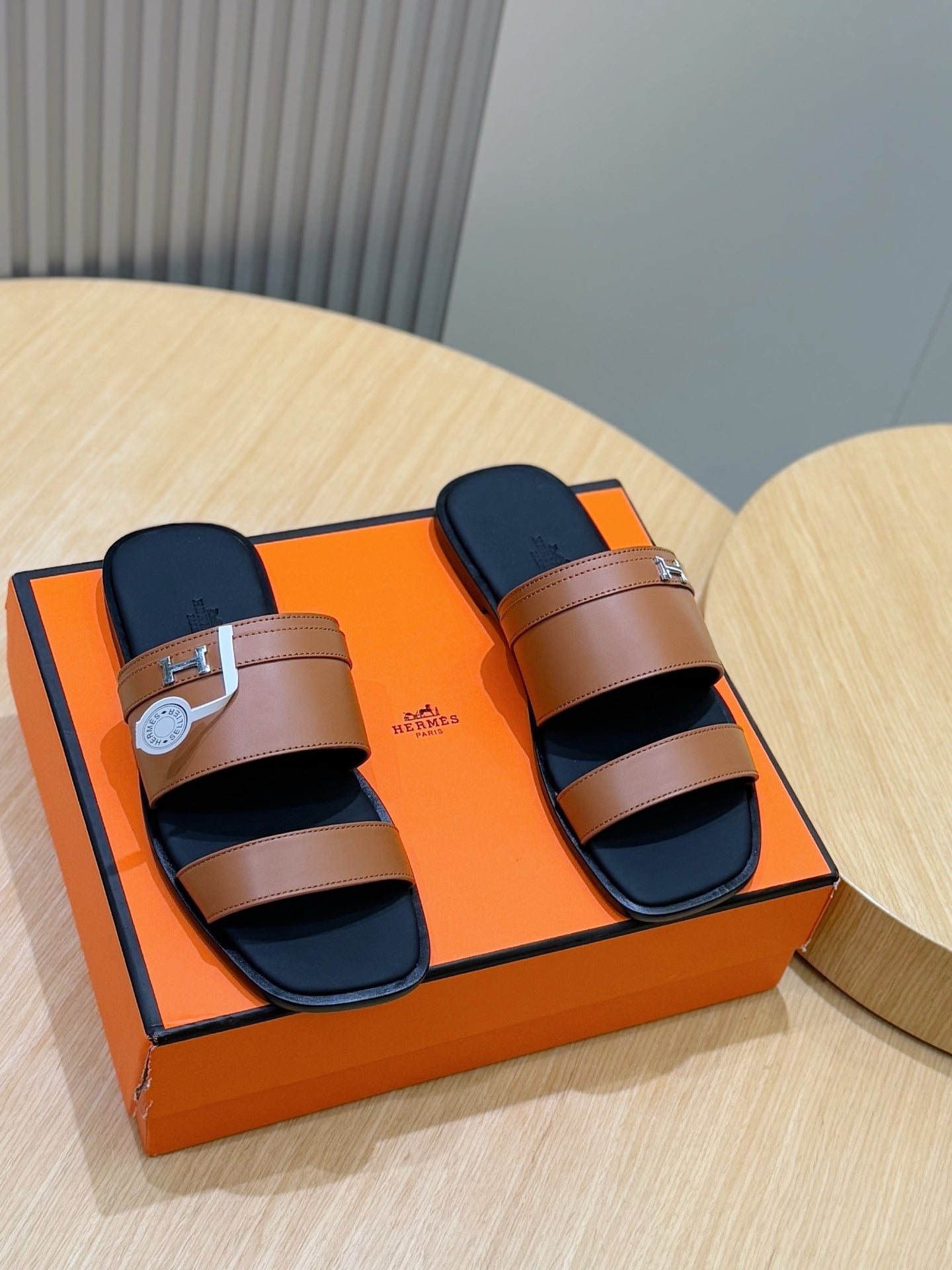 HM Men's 25 Slide Brown Calfskin 599978