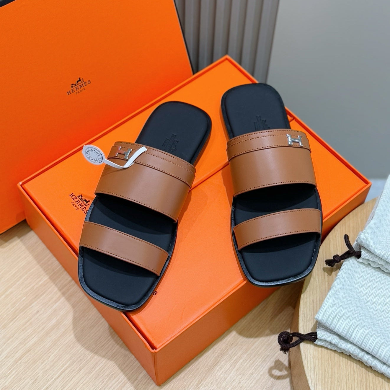 HM Men's 25 Slide Brown Calfskin 599978