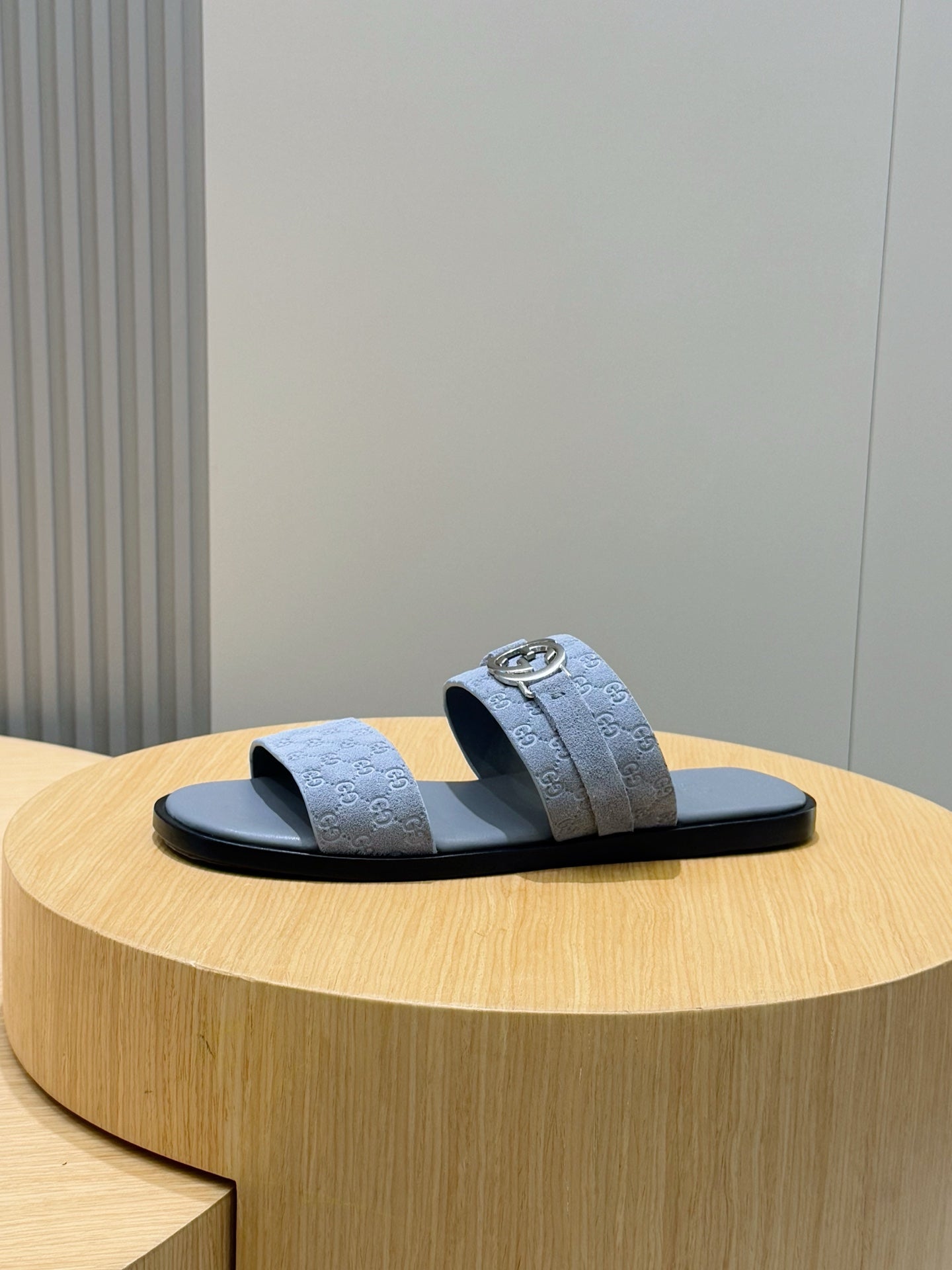 GG Men's Interlocking G Sandals Sky Blue Suede 599983