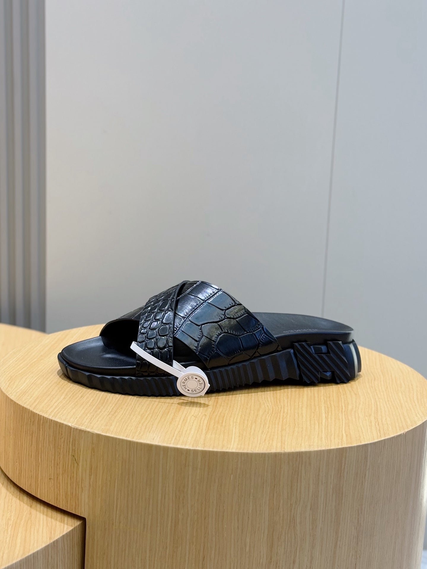 HM Men's Infra Slide Black Cowhide 599992