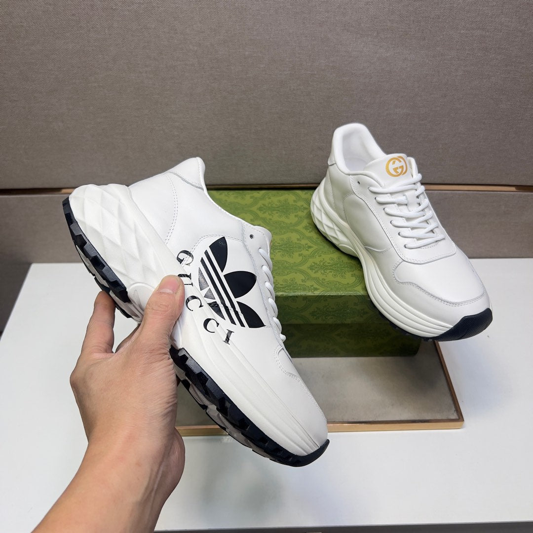 GG Men's 25 Sneaker White Sheepskin 524266