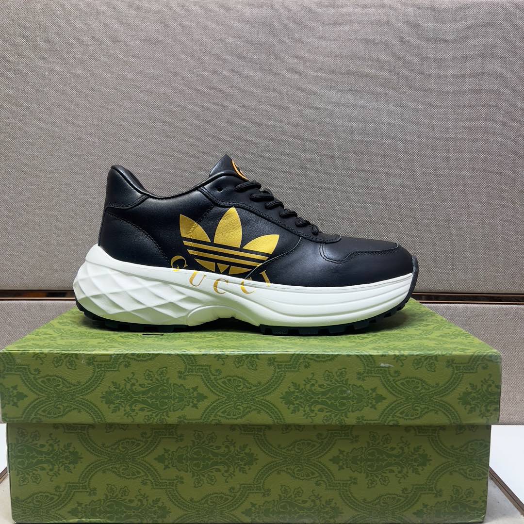 GG Men's 25 Sneaker Black Sheepskin 524267