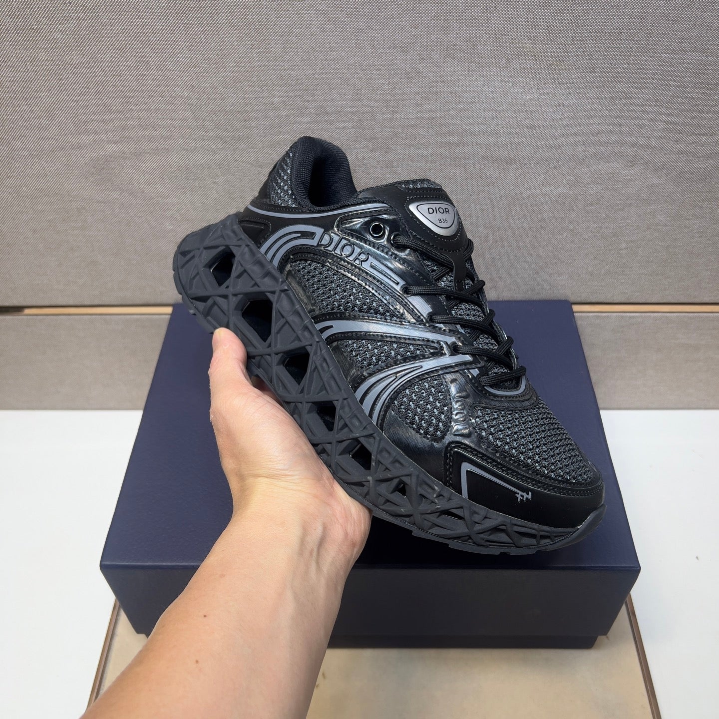 CD 25 B35 Sneaker Black Mesh Rubber 649670